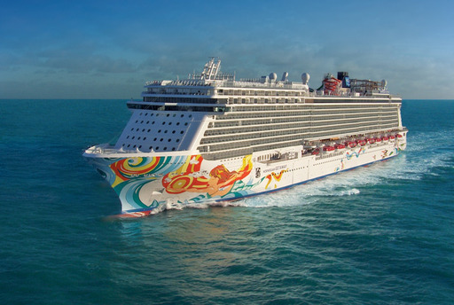 The MTN hybrid communications network is transforming communications at-sea on the New Norwegian Getaway.