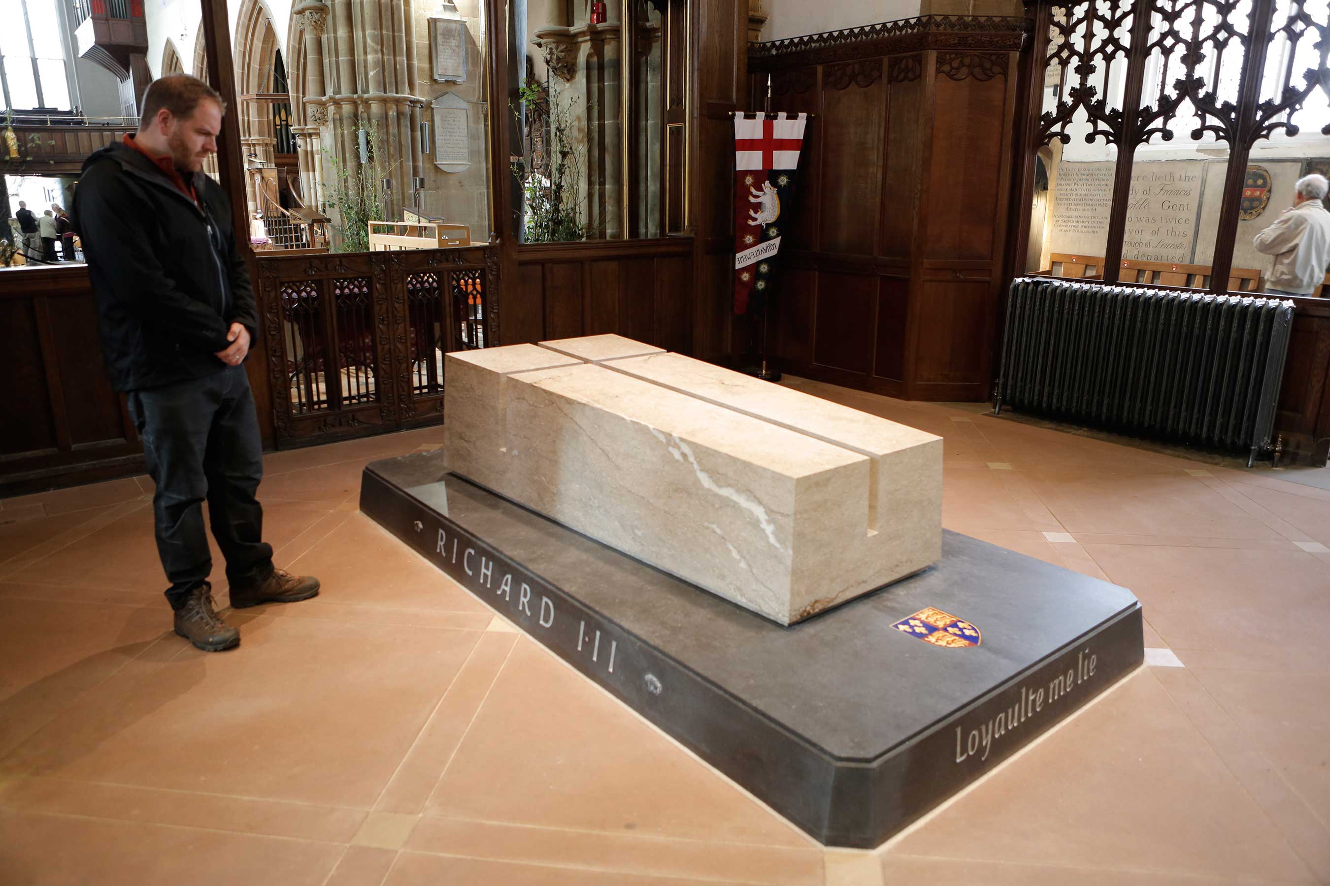 While in England, Josh Gates makes a stop at Leicester Cathedral to see the crypt of King Richard III. After missing for 400 years, his remains were recently discovered under a nearby parking lot.