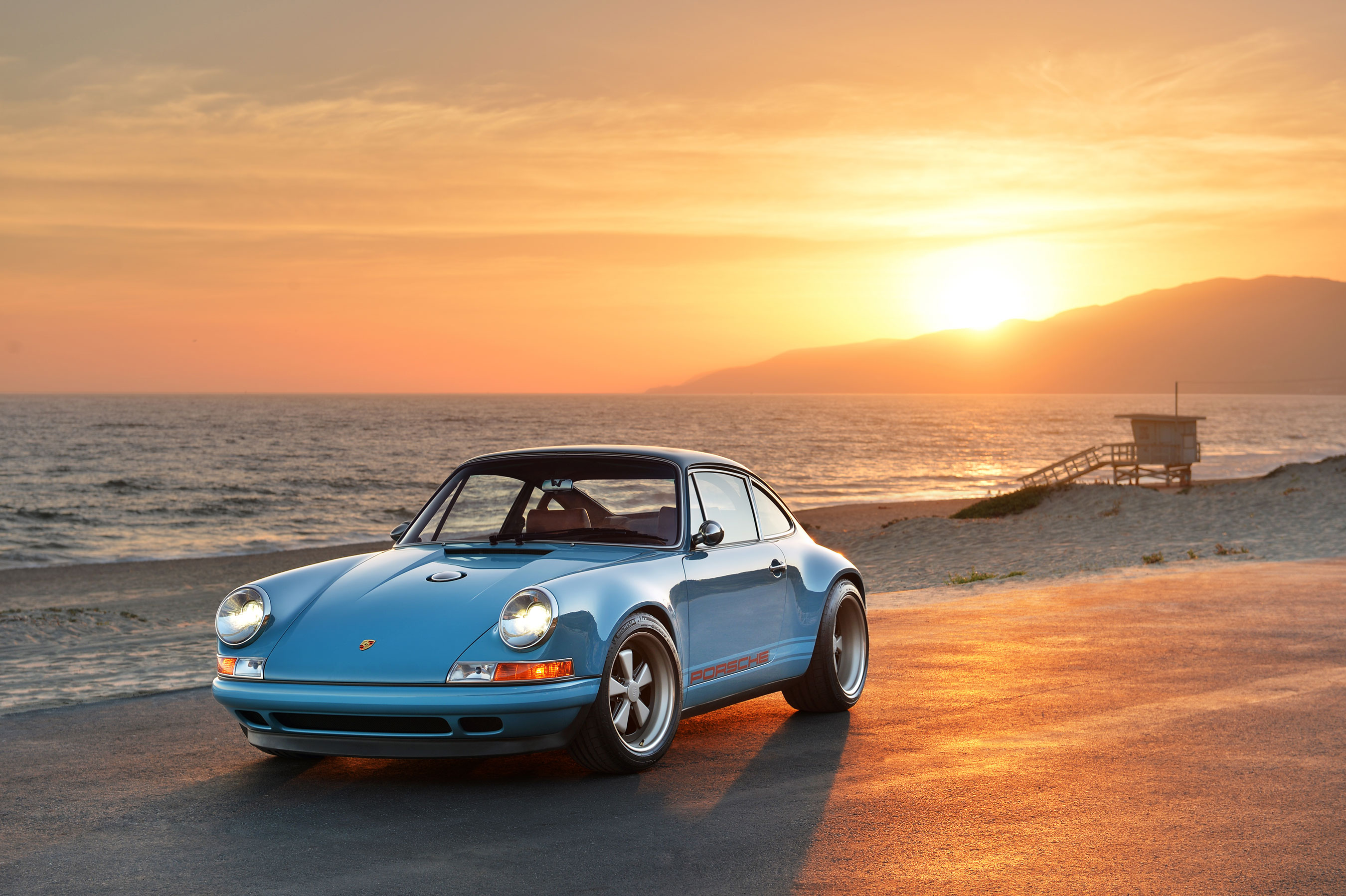 SINGER VEHICLE DESIGN GOES EXTREME DURING MONTEREY CAR WEEK ALL NEW LUXURIOUS GENTLEMAN S 