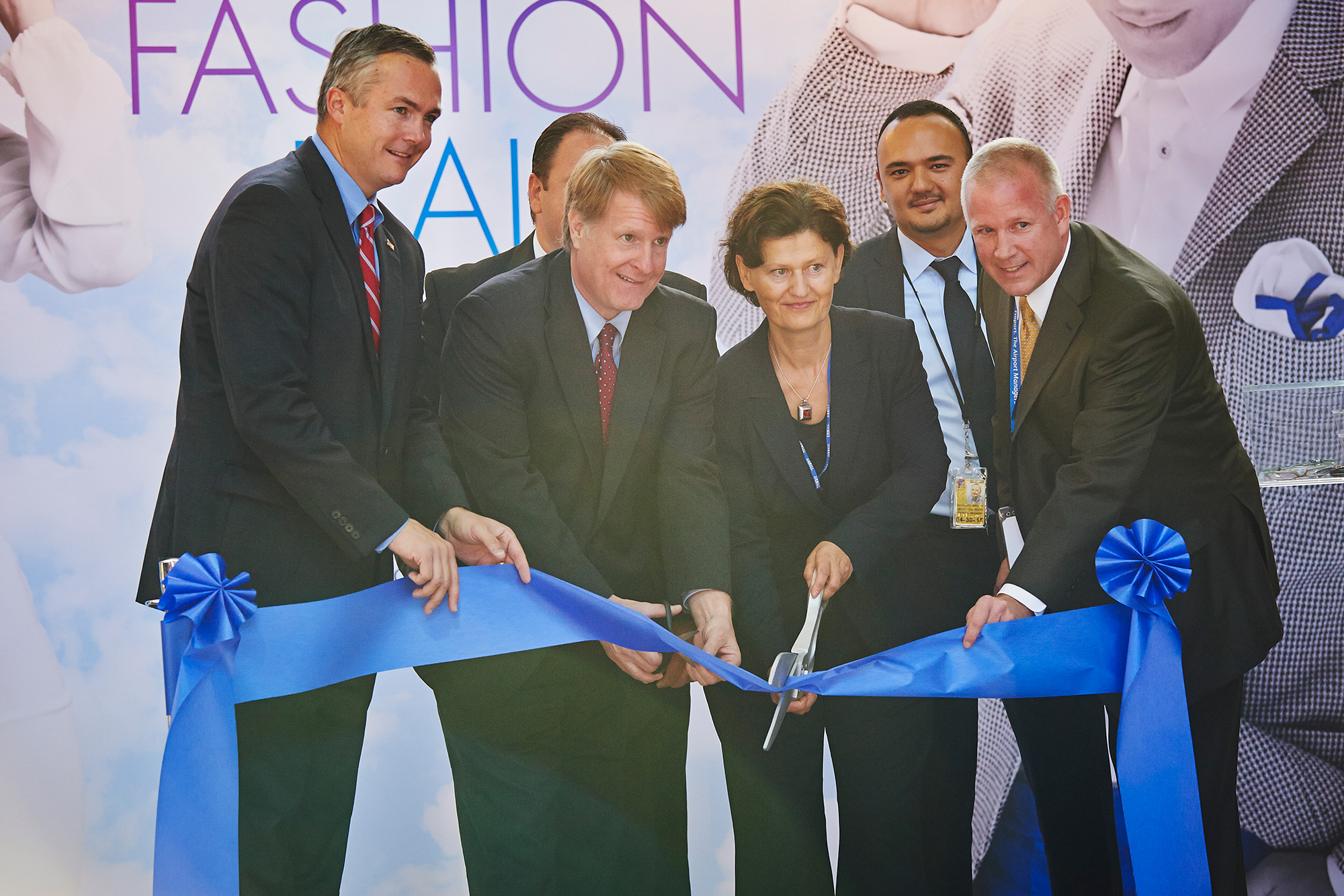 Ribbon cutting ceremony during FLY2014 event at the AIRMALL at PIT