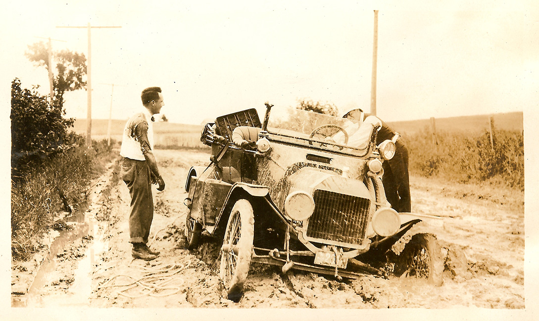 Ford Model T Touring, Horace J. Caulkins Jr. (left) and Thomas C. Whitehead (right). Edsel's diary note: "became stuck in mud 18 miles east of St. Louis. Tackle and block failed to move it." (Photo: AACA Library/Historic Vehicle Association)
