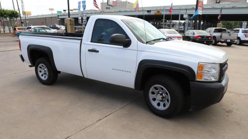 A picture of a white Chevy Silverado involved in a bad deal
