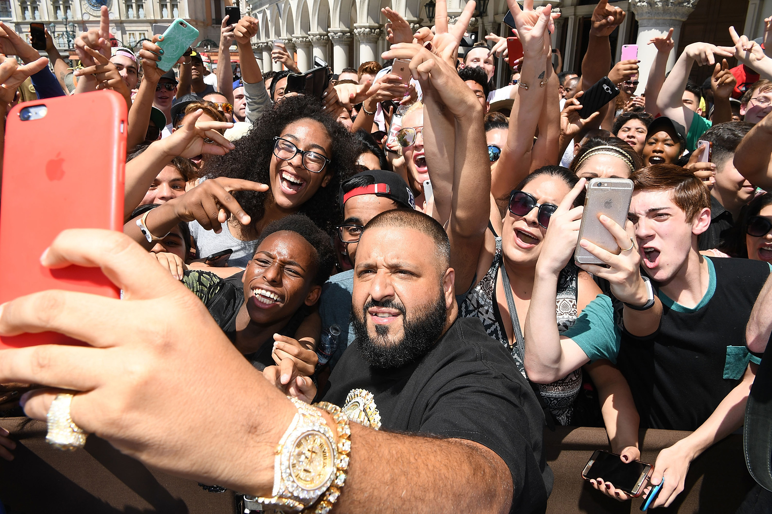 DJ Khaled launches official Las Vegas Snapchat account on May 29, 2016
