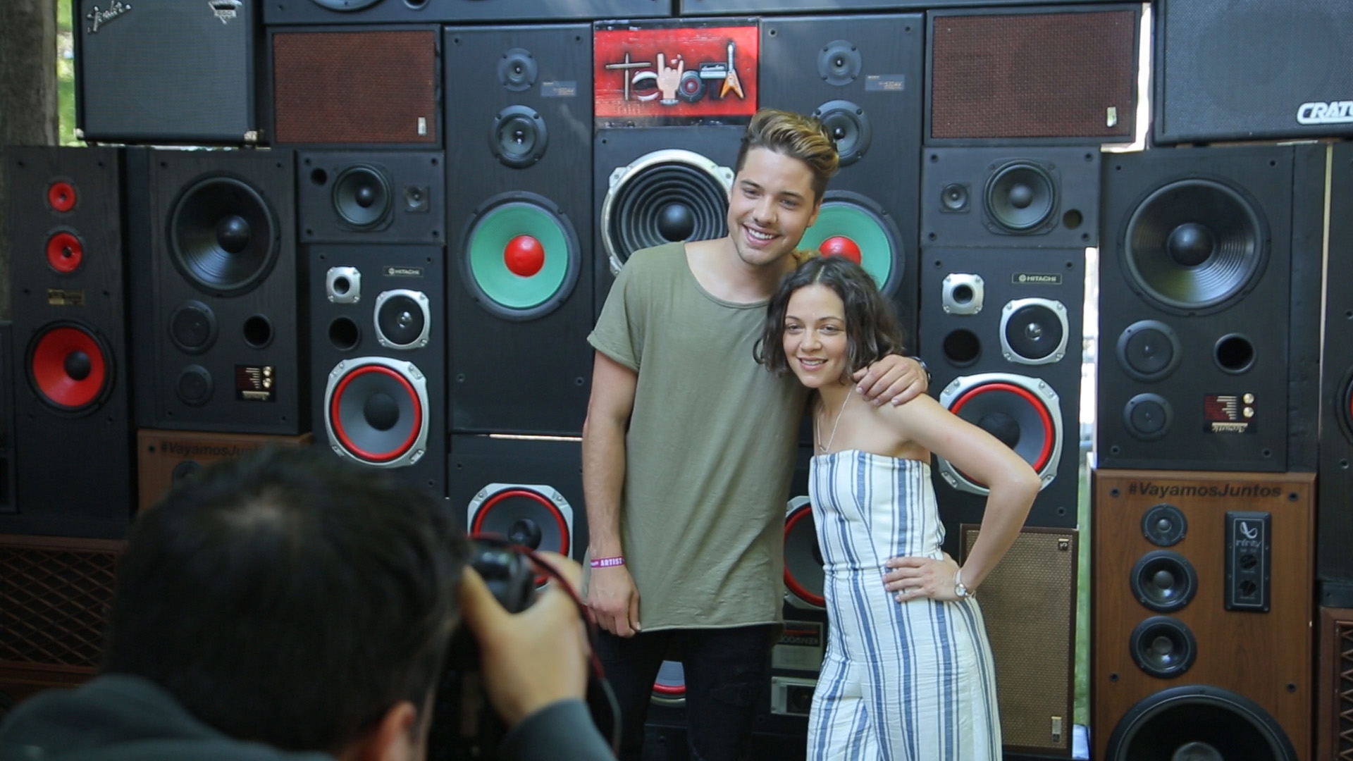 Joining Toyota at Ruido Fest, social media photographer, Bryant Eslava, singer/songwriter Natalia Lafourcade & actor/TV presenter William Valdés capture some moments on camera together.