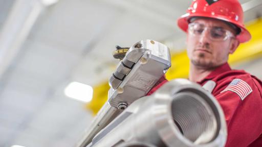 The Magnus™ rotary steerable system features a rugged design, precise directional steering, and high-performance drilling capabilities.