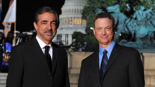 Hosts Joe Mantegna and Gary Sinise