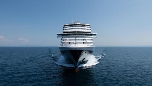 Front view of Holland America Line&rsquo;s Nieuw Statendam ship at sea