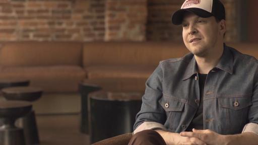 Gavin DeGraw encouraging people to participate in a Lustgarten Foundation Walk