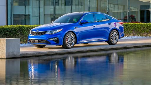 Side view blue 2019 Kia Optima