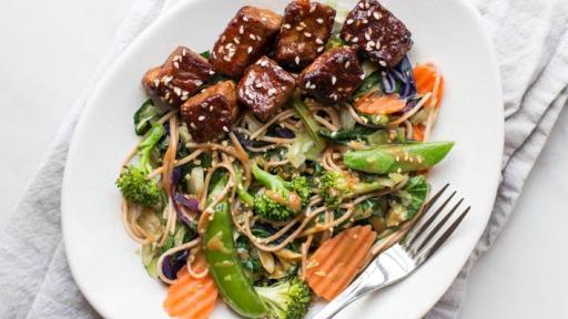 Video showing how to turn the Fresh Express Teriyaki Bok Choy Sauté Kit into a delicious meal