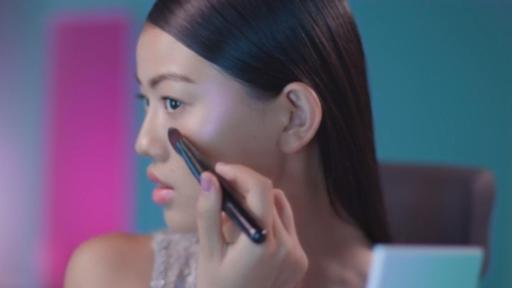 Play video: OFRA X NIKKIETUTORIALS Electro Glaze Promo