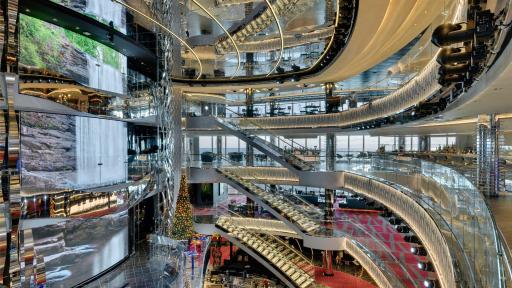 The social hub of the ship, the MSC Seaside atrium brings together cruisers for a quick pre-dinner drink as well as surprise performances and live music. The atrium spans four decks, complete with the sparkling Swarovski crystal staircases that MSC Cruises’ newest ships are known for.