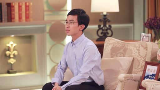 Huang Hongxiang, a wildlife conservation worker shared his story themed of &ldquo;life&rdquo; on the show.