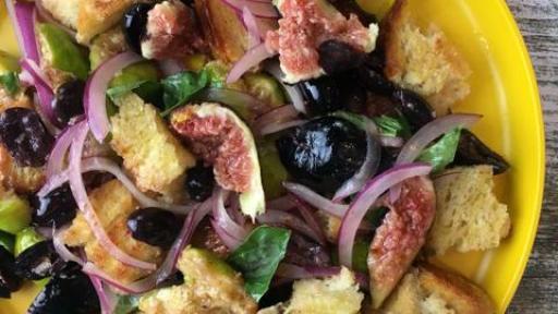California Fresh Fig Panzanella salad in a bowl.