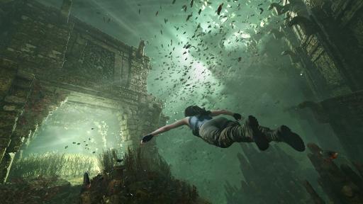 Shadow of The Tomb Raider scene Lara under water