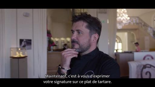 What's the SIGNATURE of Chef Christopher Crell?