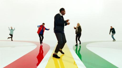 Gap Celebrates Spreading Love with the &lsquo;Meet Me in the Gap&rsquo; Holiday Campaign starring Leon Bridges