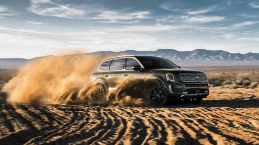 The all-new 2020 Kia Telluride is loaded with technology to enhance comfort, convenience, utility and the driver and passenger experience offering the potential for exploration and adventure every time it’s on the road, or off.