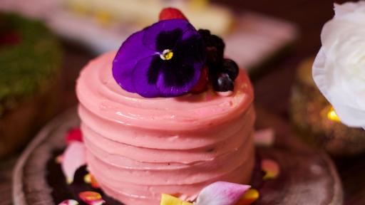 Vanderpump Rose cake