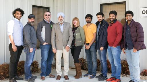 UT students gather for a memorable photo