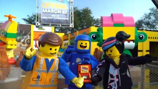 Play LEGOLAND Broll Video
