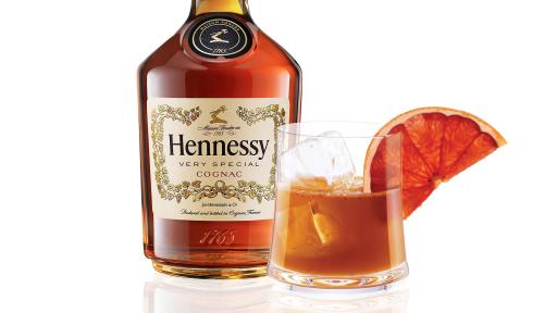 "The Major" Cocktail and Hennessy Bottle