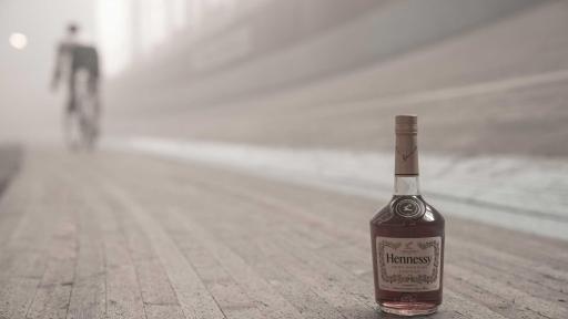 Hennessy’s first-ever game day commercial spotlights the “Never stop. Never settle.” story behind one of the world’s first international sports stars, Marshall “Major” Taylor.