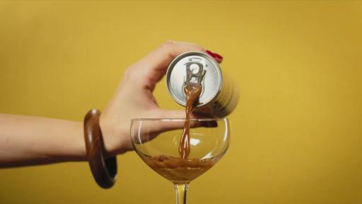 Play Video: Kahlúa ASMR-tini