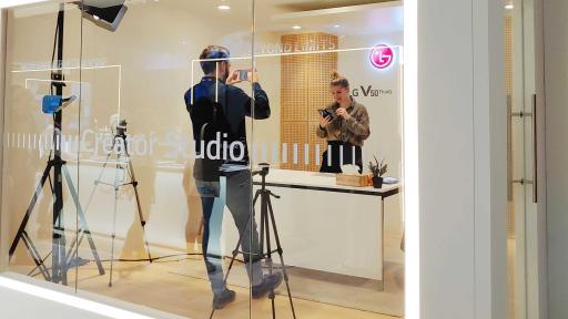 IGer visiting the Studio