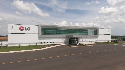 LG’s new washing machine factory in Clarksville, Tennessee is capable of producing more than one million units per year.