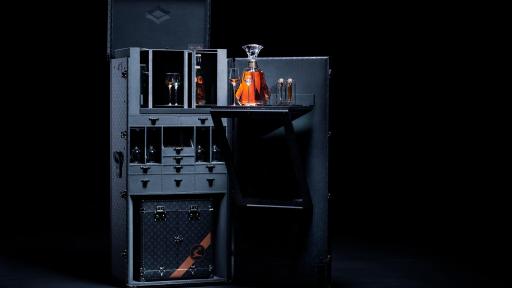 To commemorate a new modern Paradis Imperial crystal decanter, Hennessy unveils Paradis Imperial Trunk & Nomad Case by Louis Vuitton. Realized by the master craftsmen at Louis Vuitton, the special creation is designed to hold four magnums of Hennessy Paradis Imperial, featuring an unexpected trunk-within-a-trunk construction. Now available for custom order.