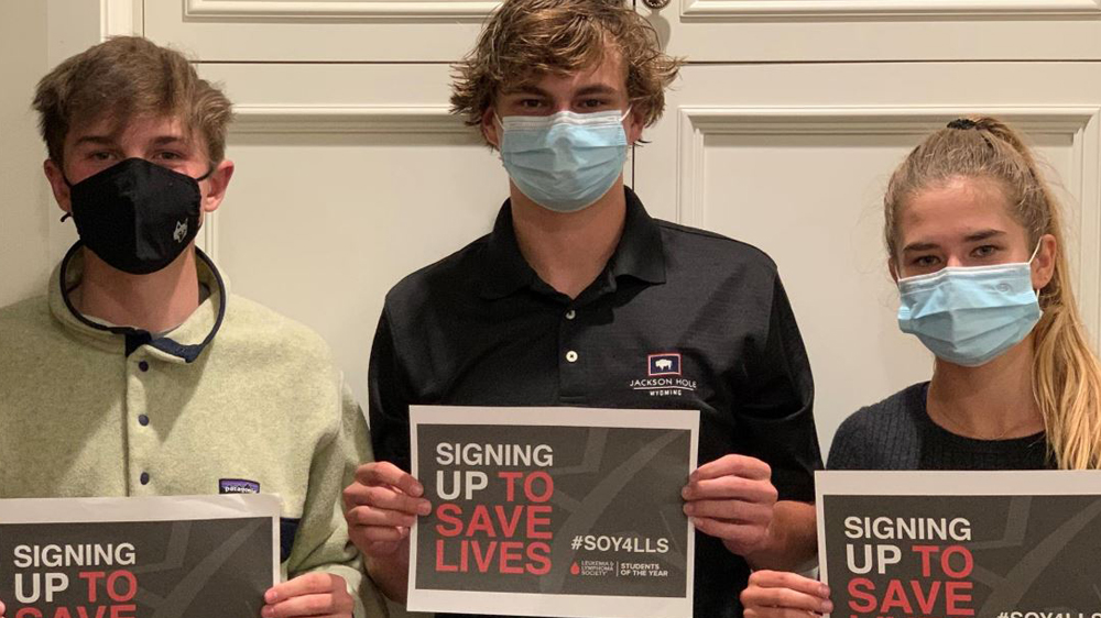 National Students of the Year winners, Team NewGen signing up to save lives through Students of the Year fundraising competition.