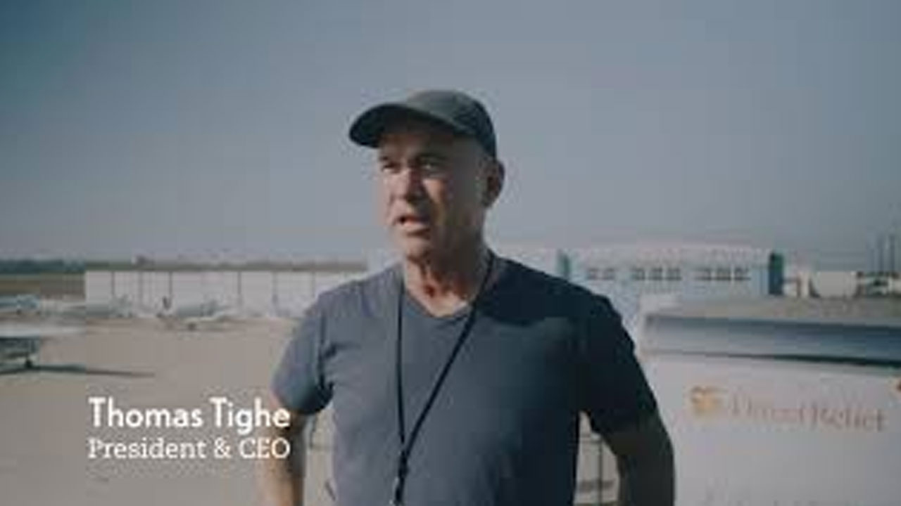 Relief Squadron Flies Wildfire Aid to Oregon