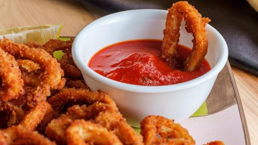 Calamari With Sauce
