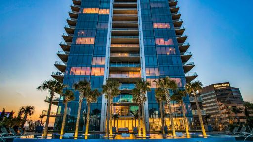Bleu Ciel, Harwood's 33-story Condominium Tower. Photo by Harwood International