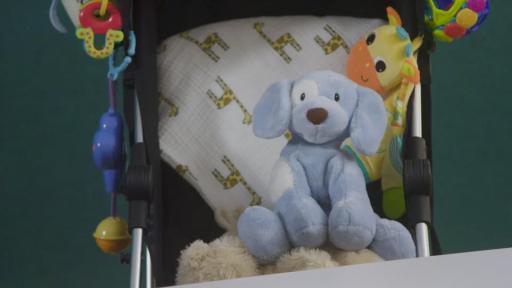 Play Video: Unum &ldquo;Benefits That Matter the Most&rdquo; Distractions PSA