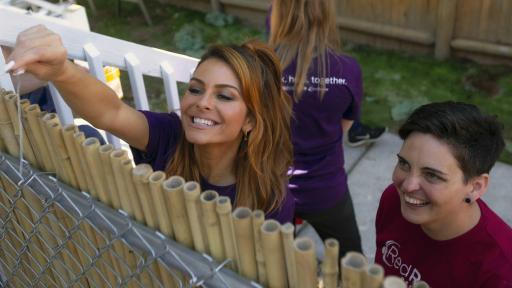 Emmy award-winning journalist and pet enthusiast Maria Menounos recently helped Purina and Red Rover complete a shelter renovation in Auburn, ME, making it the state’s first pet-friendly domestic violence shelter.