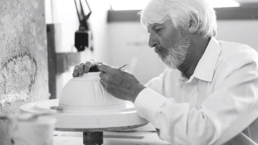 Play Video:  Introducing Luna: an exclusive new nesting set that eclipses all other dinnerware.