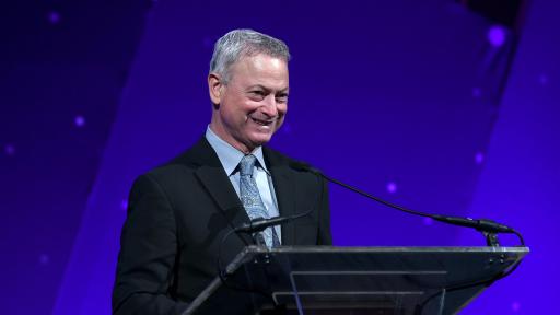 Actor, director and philanthropist Gary Sinise shares how Volunteer of the Year, David Cordani, has tirelessly supported Achilles International and the veteran community.