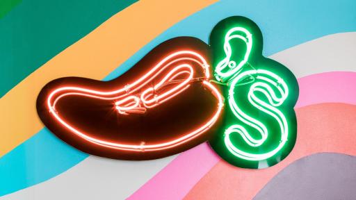 Chili's neon sign