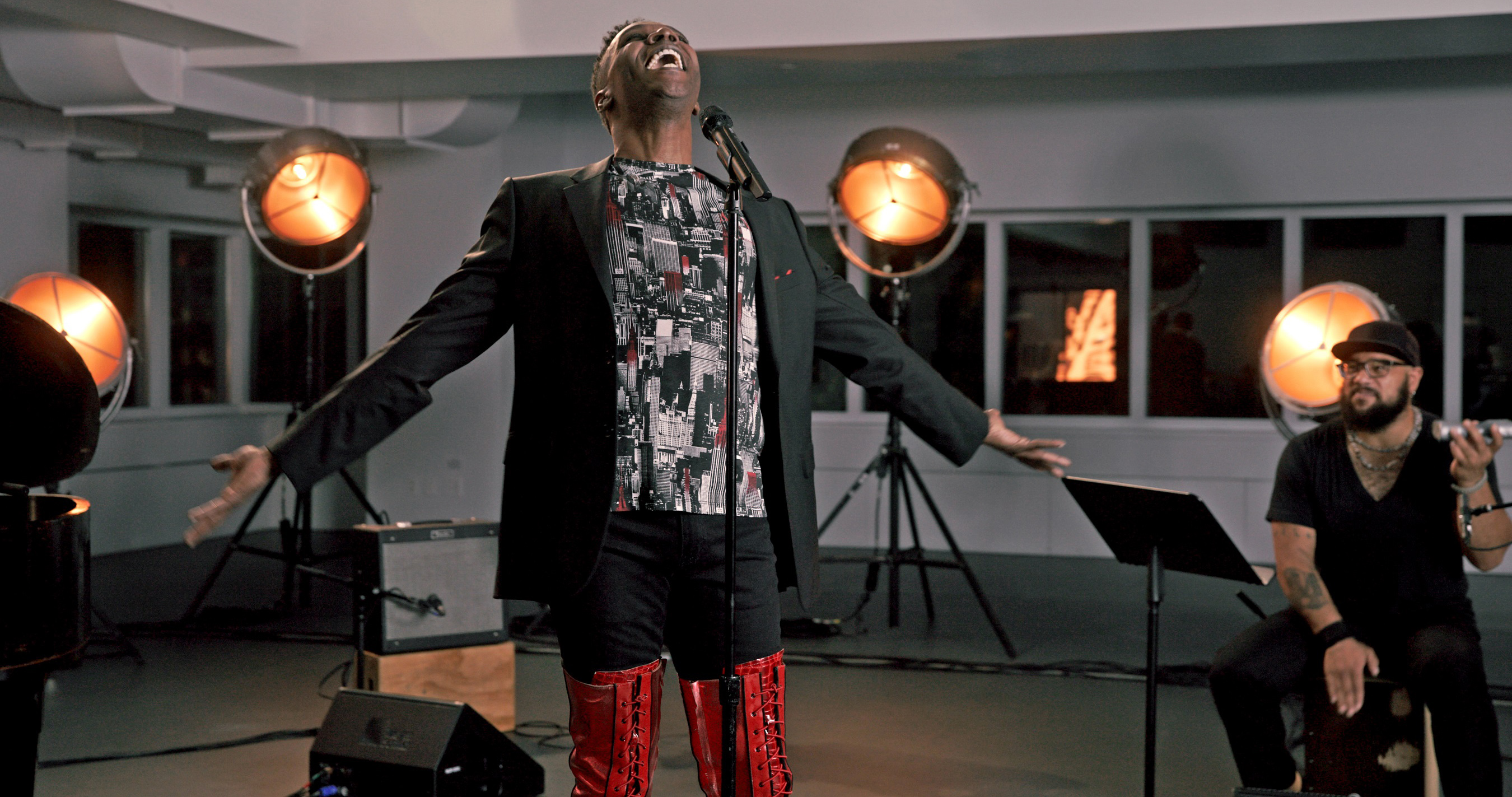 Norwegian Cruise Line presents the second "EMBARK NCL Spotlight" episode, "Live From Broadway," on Dec. 17 at 9 p.m. ET with special performances, including Alan Mingo singing “Land of Lola” from the Tony Award®-winning musical “Kinky Boots” available on Norwegian Encore.