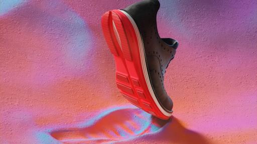 Cole Haan &Oslash;riginalGrand Ultra Footprint in the sand