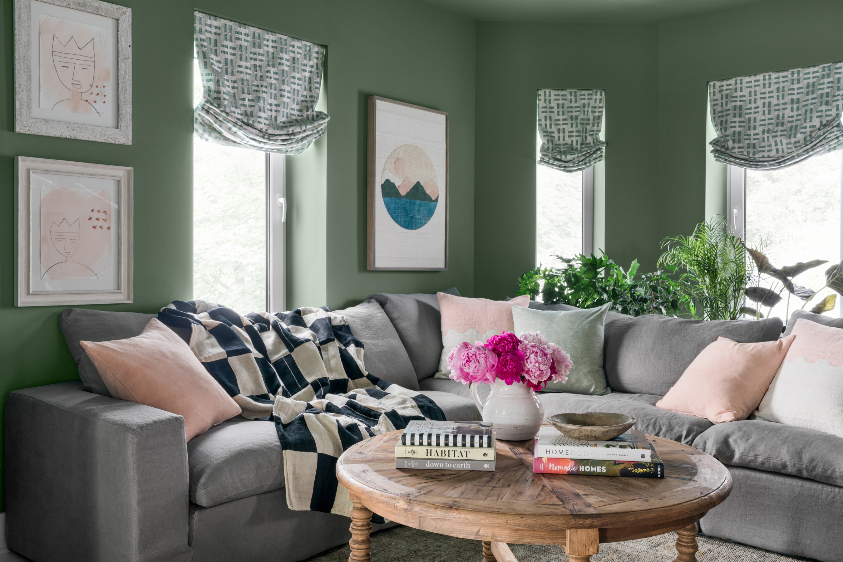 The HGTV Urban Oasis 2020 Great Room is a chic, comforting space, perfect for entertaining.
