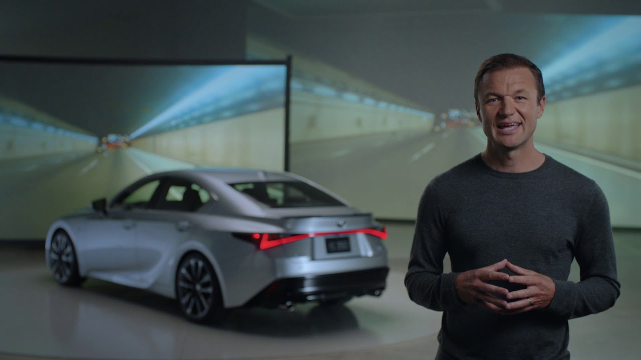 Walk around of the 2021 Lexus IS with Townsend Bell