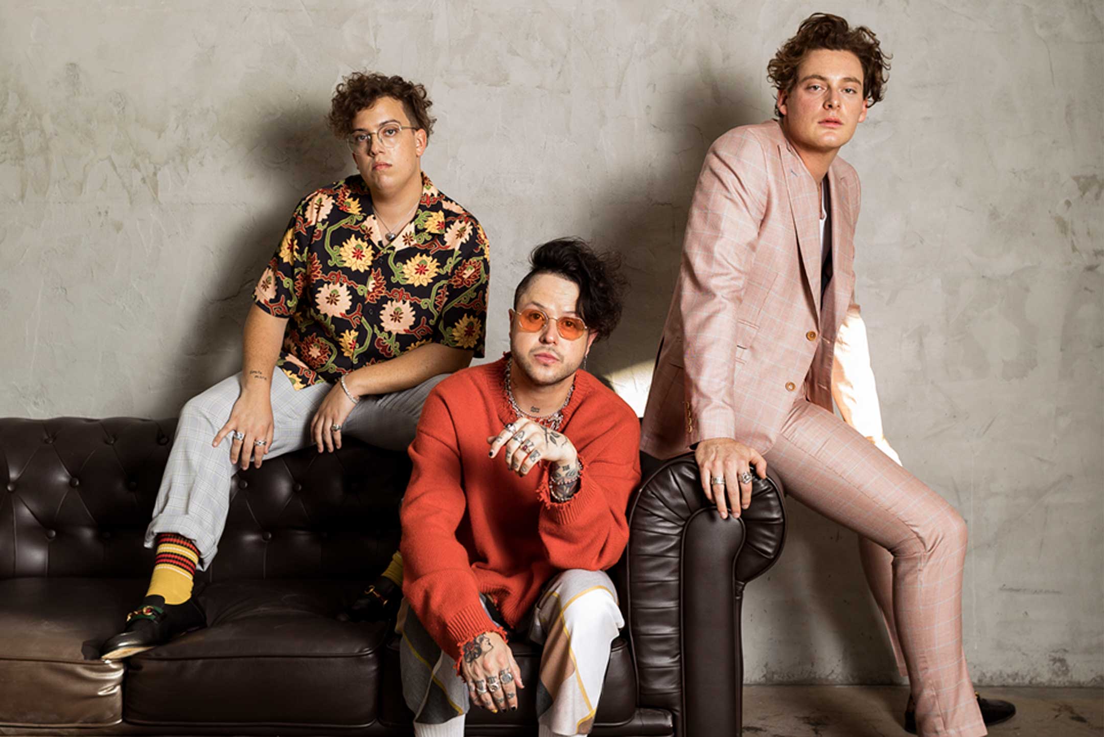 As summer heats up, home haircutting continues to get cooler with the premiere of “buzz cut,” the latest song and video to debut from lovelytheband’s sophomore album “conversations with myself about you,” releasing on Aug. 28, 2020.