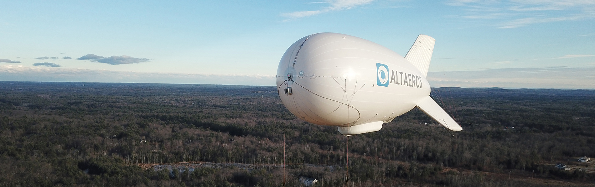 Blimp flying