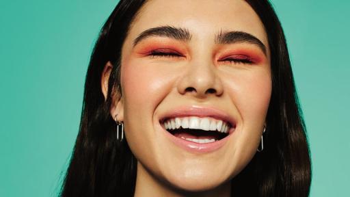 Woman wearing Golden Hour makeup
