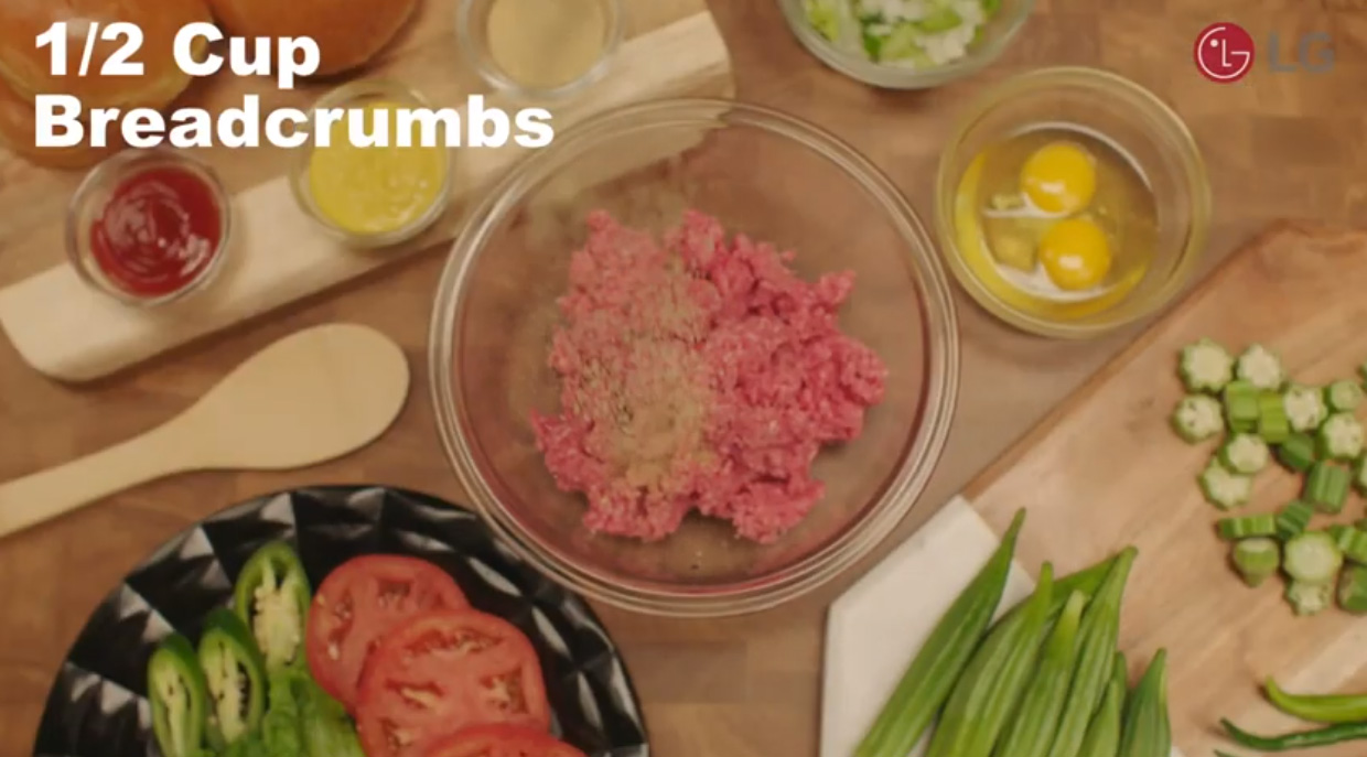 Play Video: LG Presents - 2Chainz' Homestyle Turkey Burger