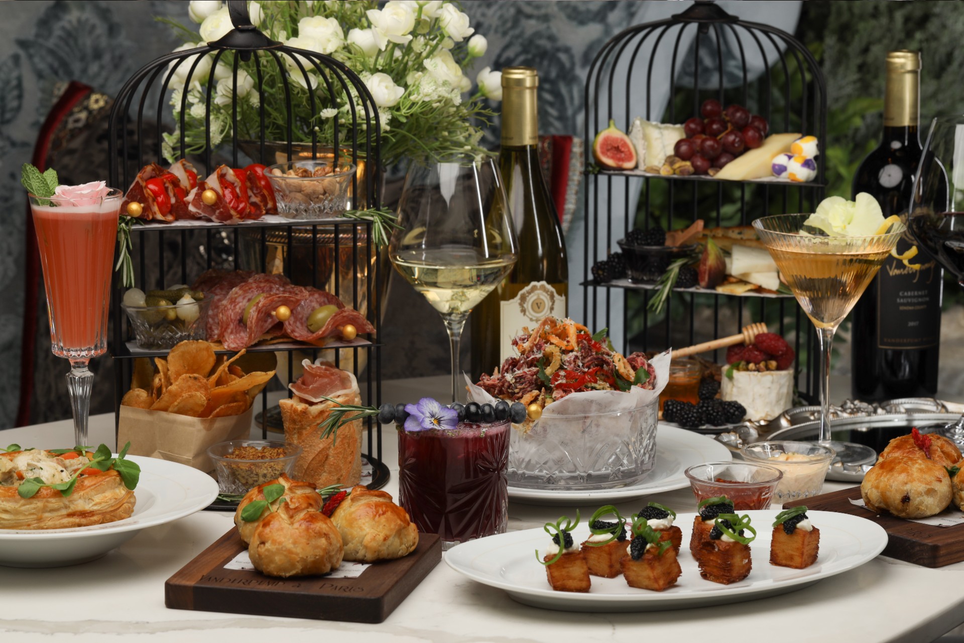 Lisa Vanderpump at Vanderpump à Paris at Paris Las Vegas (Credit: Palm + Ocean)