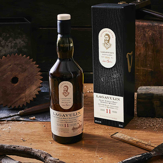 Lagavulin Single Malt Scotch Whisky  2